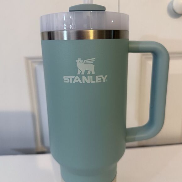 Stanley / The Quencher H2.0 FLOWSTATE™ Tumbler | 40 OZ Seafoam - Picture 2 of 8